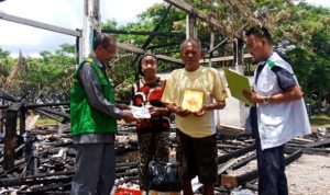 Baznas Bone berikan bantuan kepada korban kebakaran yang sangat membutuhkan uluran tangan