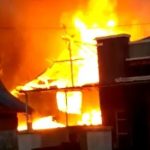 VIDEO: Api Membakar Nenek Tua dan Hanguskan 1 Unit Rumah di Bone