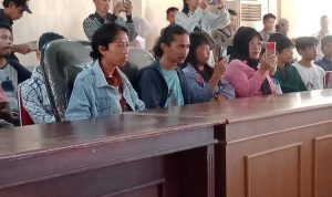 Minta Penundaan Eksekusi, Ratusan Warga Bone Datangi Kantor DPRD