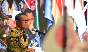 Gubernur Sulsel Membuka International Investment Forum on Waste Management 2019