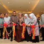 Gubernur Sulsel Resmikan Gerai Silk of Sengkang dan Danau Tempe Street Food Festival