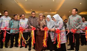 Gubernur Sulsel Resmikan Gerai Silk of Sengkang dan Danau Tempe Street Food Festival