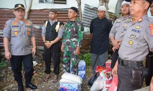 Police Care, Kapolres Bone berikan sembako kepada masyarakat kurang mampu