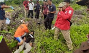 'OM BANGSAT' Kata terakhir Santi gadis 22 tahun sebelum di habis Oknum Kepala Sekolah SD di Semak-semak