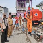 Antisipasi Kelangkaan Air Bersih, BPBD Bone distribusikan Air Bersih Untuk Warga