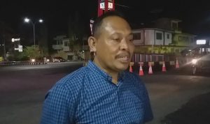 Jelang Natal dan Tahun baru, Pekerjaan jalan didalam Kota Watampone dipercepat pengerjaannya