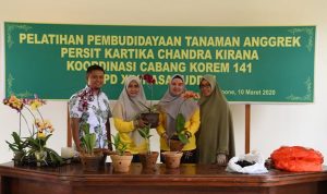 Pelatihan Budidaya Anggrek, Persit KCK 141/Tp Hadirkan Pemateri dari Rumah Anggrek Malino