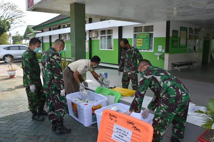 TNI AD Distribusikan 13 Item Alkes untuk penanganan Covid-19 ke sejumlah Rumah Sakit TNI AD