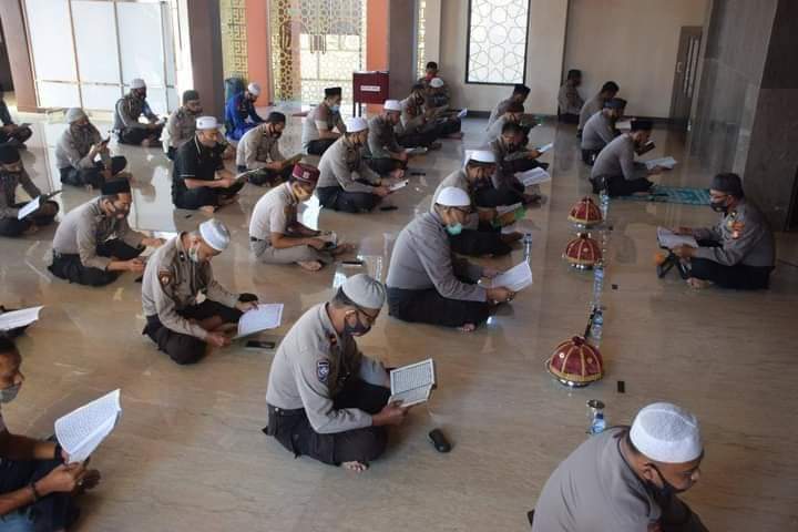 Harapkan personel Polri yang Berakhlaqul Karimah, Polres Bone Programkan Khatam Al Qur’an