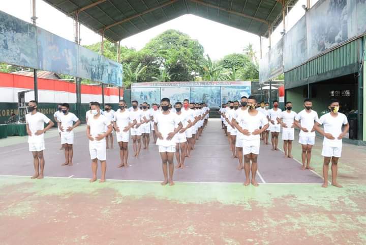 447 Calon Bintara TNI AD mengikuti Sidang Parade Caba Sub Panda Bone TA. 2020