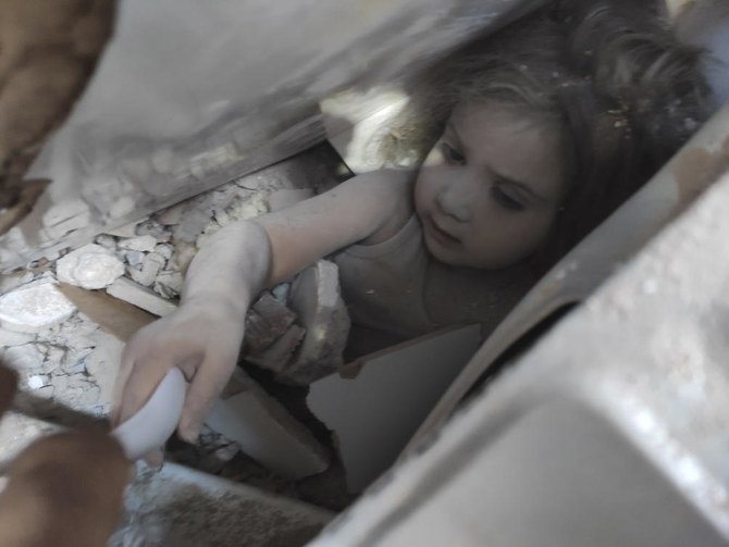 Tertibun puing-puing, Gadis kecil di Turki berhasil di selamatkan 4 hari setelah gempa