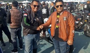 Keterangan gambar : Jaket coklat Ketua Beneli Chapter Kendari ( Amril Sabara)