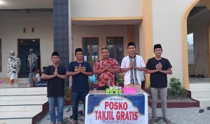 Masjid Baitur Rahim Desa Papanloe Menyediakan Posko Takjil Gratis Selama Ramadhan