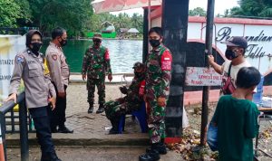 Libur Lebaran, Polsek Tellu Siattenge bersama Koramil 04 Perketat Pengawasan dan Pengamanan di Obyek Wisata