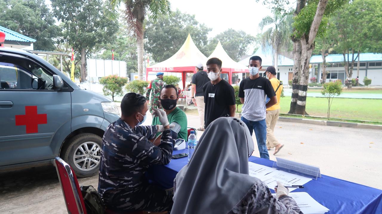 Cegah Covid-19 TNI AL Kendari Gelar Vaksin Dosis Ke 2 Untuk Masyarakat Maritim