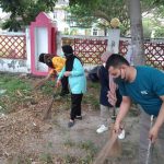 Janga Kebersihan Lingkungan Kantor, Pegawai Disdukcapik Jeneponto Rutin Lakukan Jumat Bersih