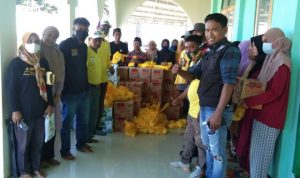 Peduli, Anggota DPR RI Andi Rio IdrisPadjalangi Berikan Bantuan Kepada Korban Angin Puting Beliung