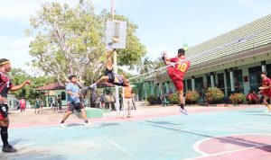 WhatsApp Image 2021-11-03 at 09.06.37 Melalui Sepak Takraw, Kodim 1426 Takalar Tingkatkan Hubungan Baik Dengan Masyarakat