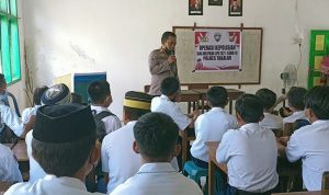 Ops Bina Waspada 2021, Kasat Binmas Polres Takalar Beri Binluh kepada Pelajar di MTs Muhammadiyah