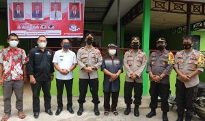 Pantau Kesiapan PIlkades, Kapolres Pinrang Cek TPS