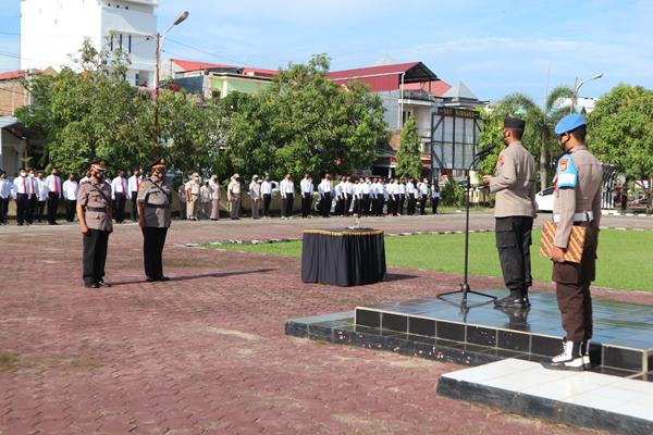 Kapolres Pinrang Pimpin Upacara Serah Terima Jabatan Kapolsek Watang Sawitto