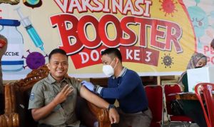 Pimpin Apel Pagi, Kapolres Bone Minta Personel dan Polsek Jajaran Maksimalkan Akselerasi Percepatan Vaksinasi Booster