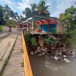 Nyaris Ambruk Usai Diterjang Banjir, Jembatang Batang Sopan Butuh Perhatian Pemerintah
