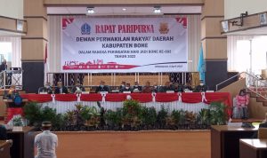 Puncak Peringatan HJB Ke-692, DPRD Kabupaten Bone Menggelar Rapat Paripurna