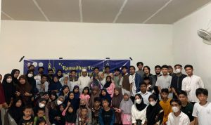 Ramadhan Fest, KPS FH UHO Bagikan Sembako ke Panti Asuhan Shabari Kendari