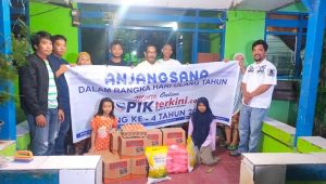 Peringati HUT Ke-4 Tahun, Media Online Topikterkini.com Kunjungi Dua Panti Asuhan