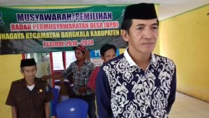 kepala-desa-punagaya-andi-mustamu_20180406_151325